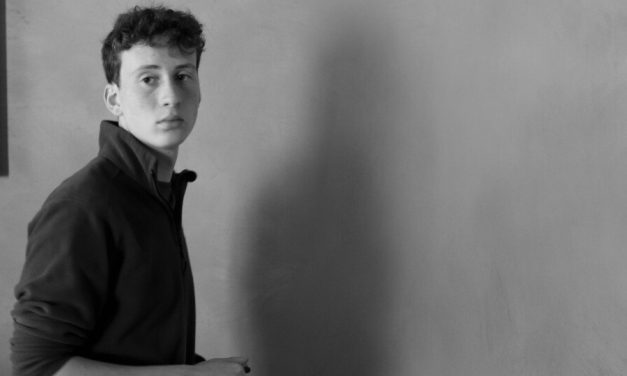 ‘London Falling’: A teenage imposter, an aging gangster and a body in the Thames