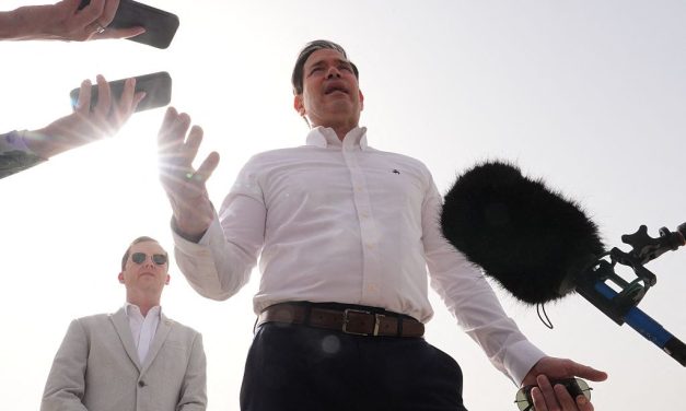 U.S.-Iran peace deal emerging, while war threats still loom