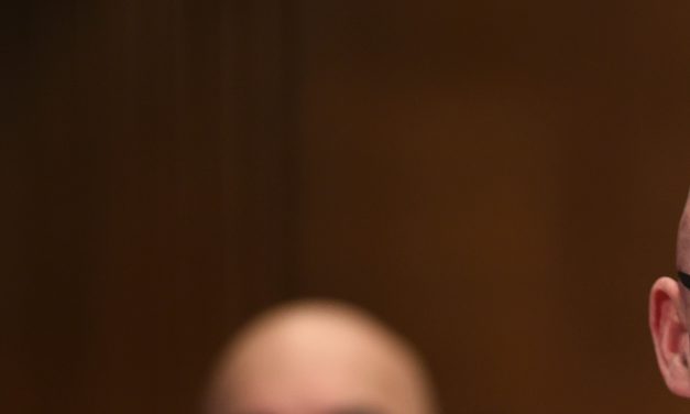 House approves labor-friendly bill with support from 20 Republicans