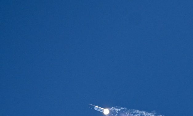 It’s SpaceX’s first day on the stock market