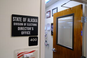 Report used to justify reinstatement of Alaska Republican governor candidate appears flawed